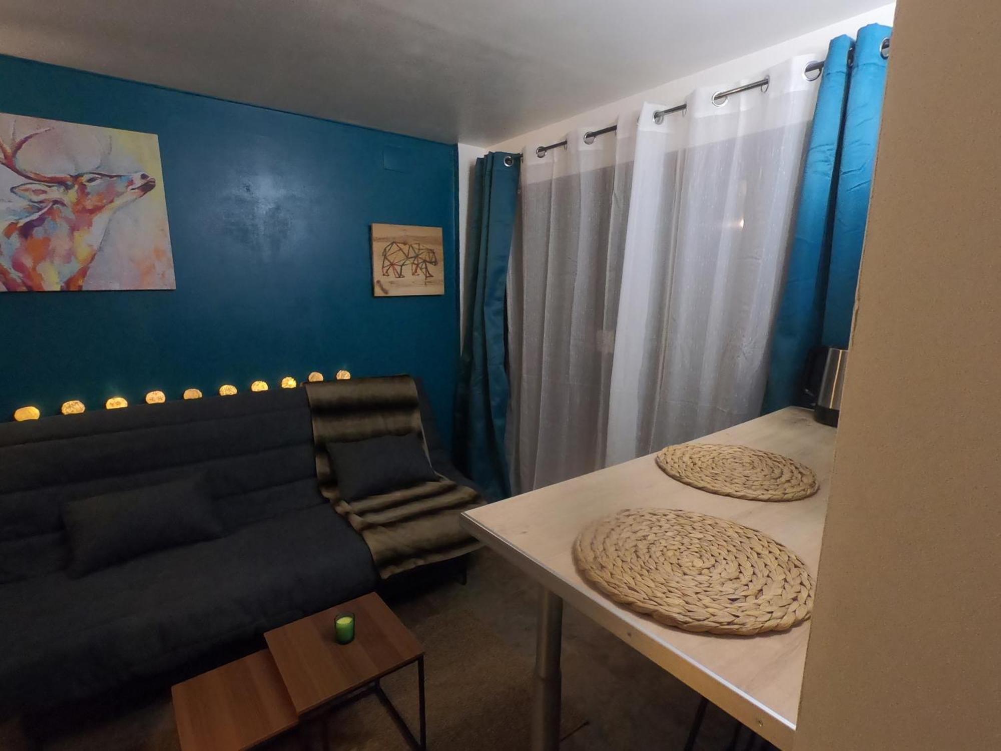 Petit Studio Cosy Сен-П'єрр-дель-Форкатс Екстер'єр фото