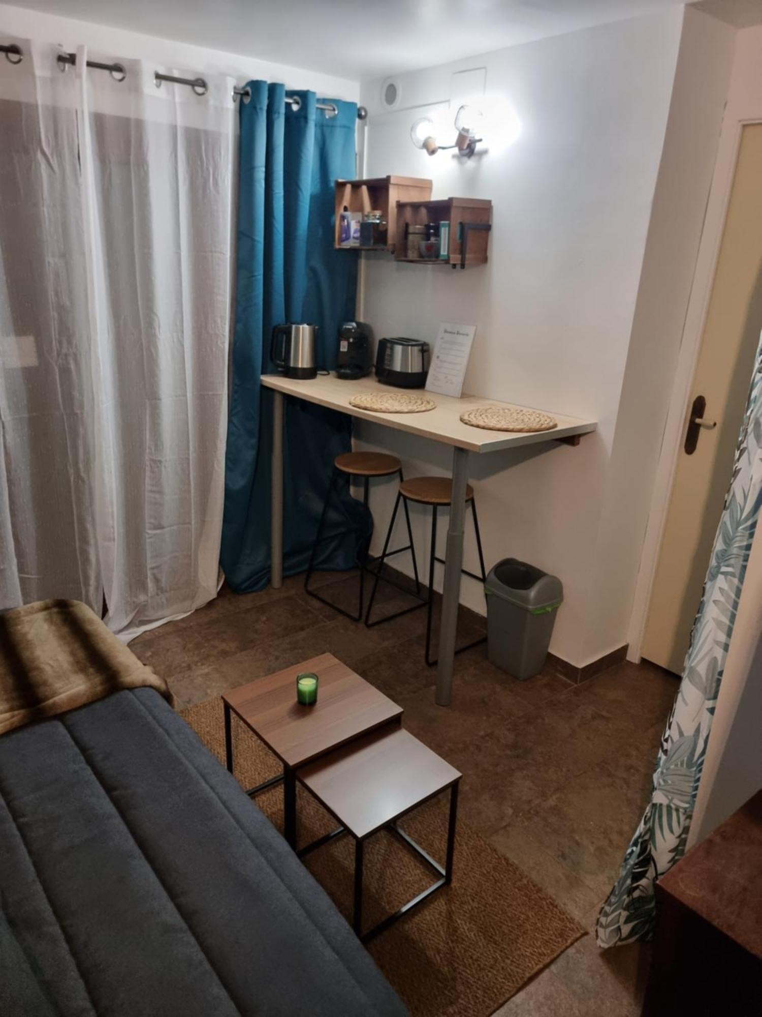 Petit Studio Cosy Сен-П'єрр-дель-Форкатс Екстер'єр фото